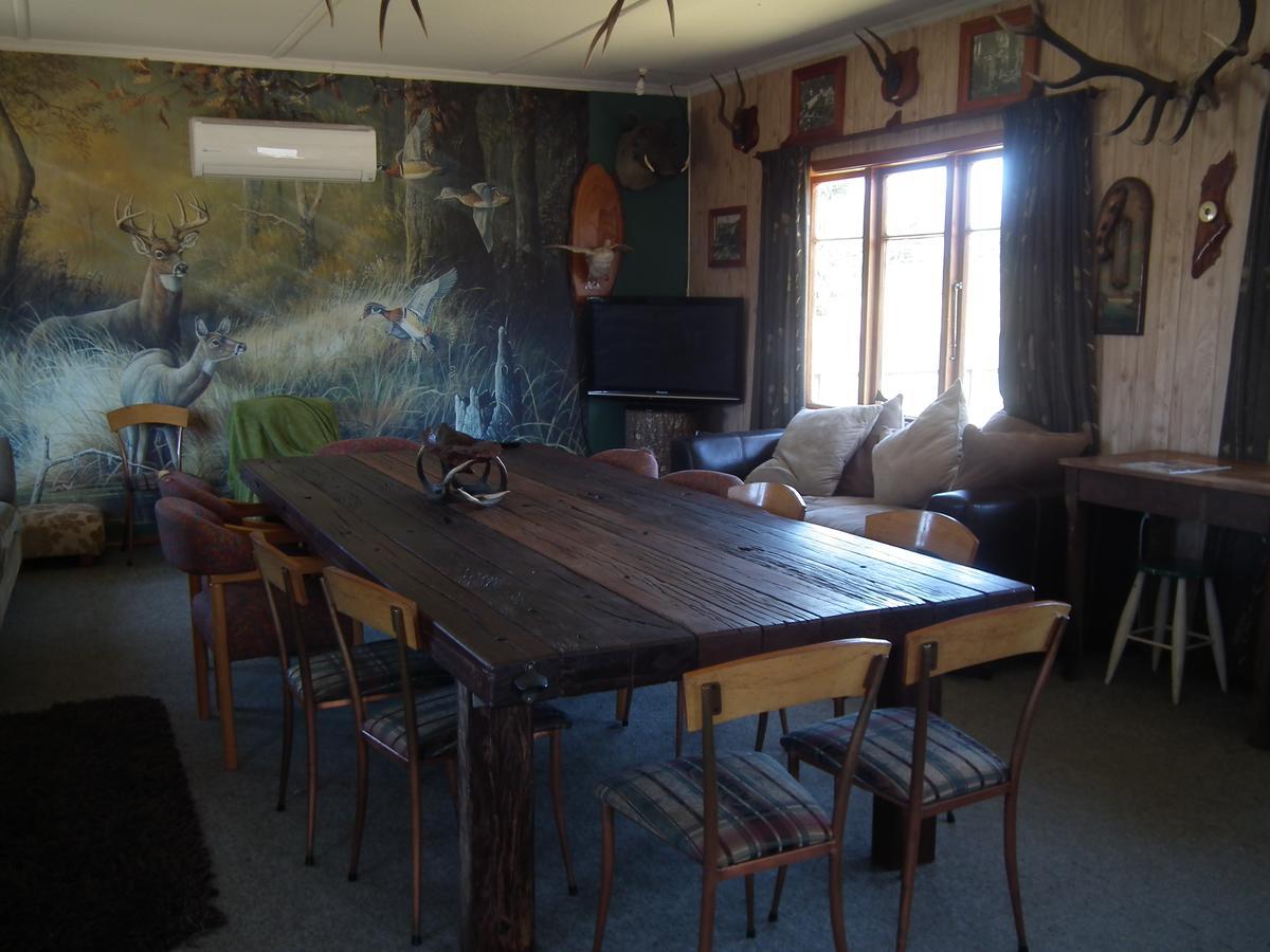 Mountains Edge Cabins Monowai Εξωτερικό φωτογραφία