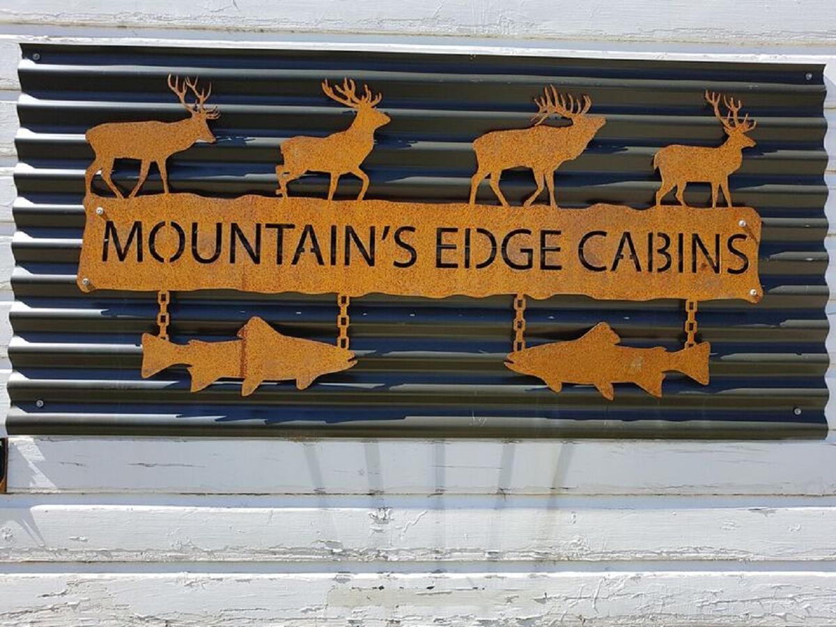 Mountains Edge Cabins Monowai Εξωτερικό φωτογραφία
